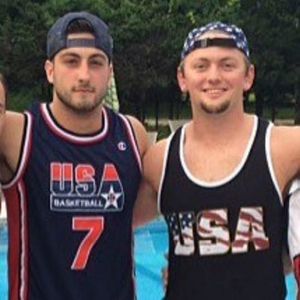 Meet your Posher, Zach